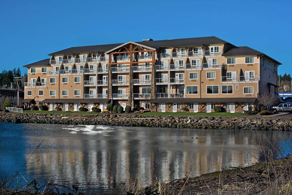 Oxford Suites Silverdale Bagian luar foto