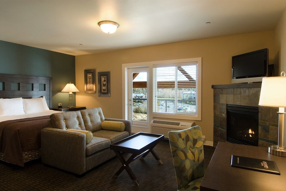 Oxford Suites Silverdale Ruang foto