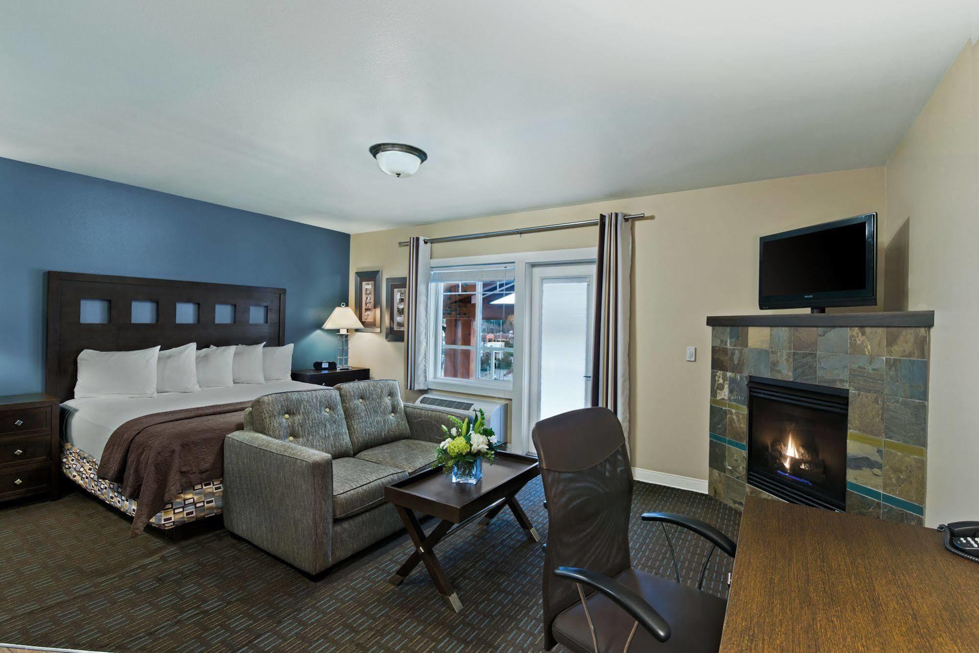 Oxford Suites Silverdale Bagian luar foto