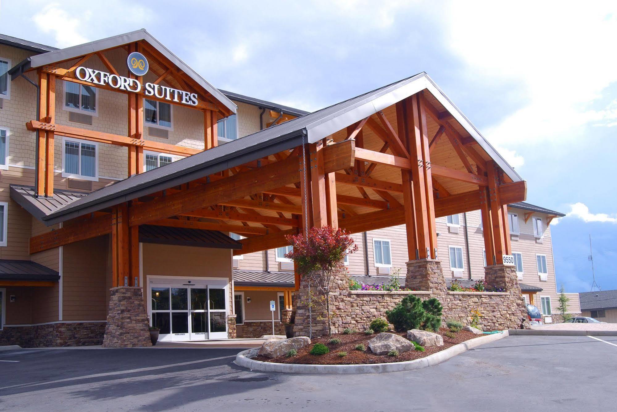 Oxford Suites Silverdale Bagian luar foto
